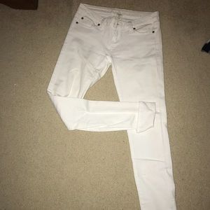 White Skinny Jeans - size 7 long